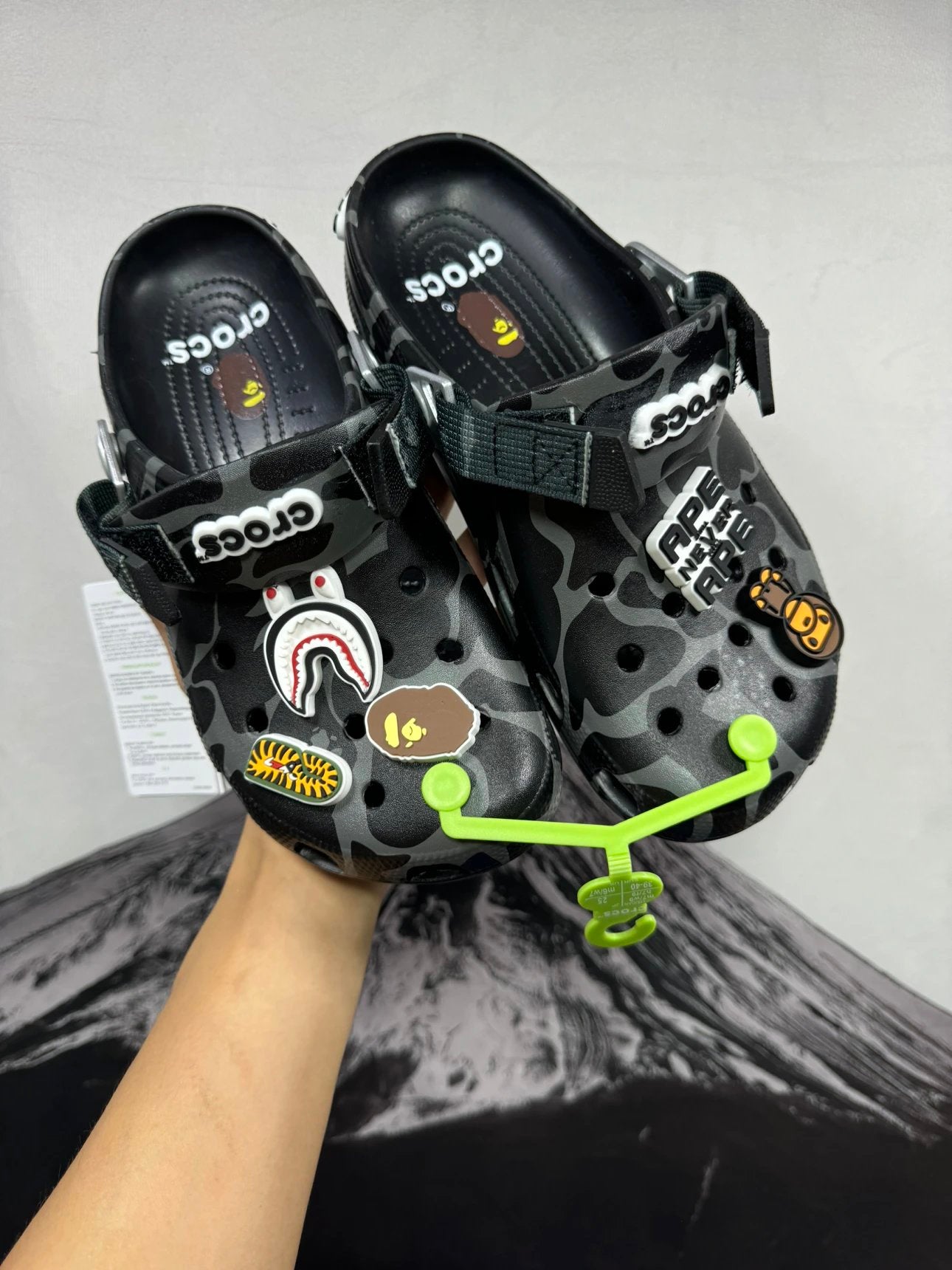 Crocs x Pape